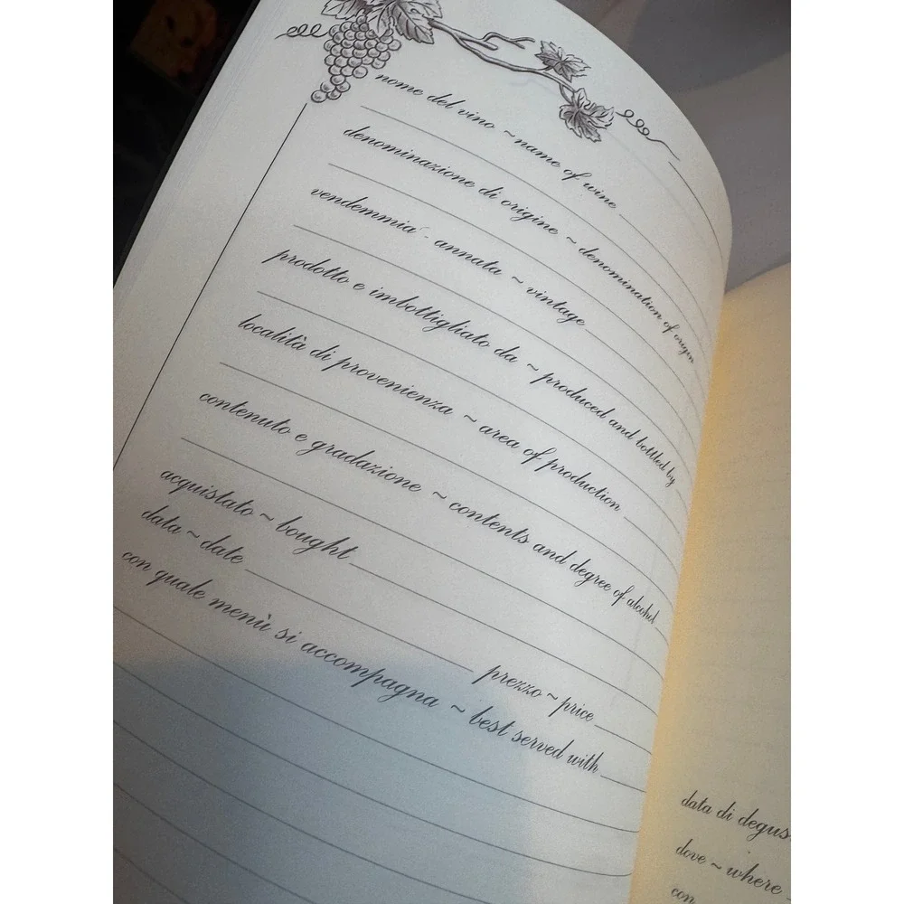 Wine Tasting Journal Made in Italy Wine Enthusiast Hardcover Book‎ of Wines
